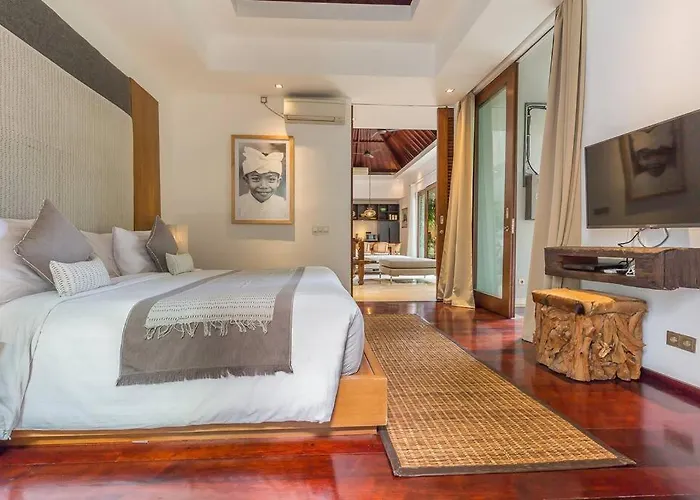Eshara 23 An Amazing 5 Bedroom Pool Walking Distance To Villa Seminyak